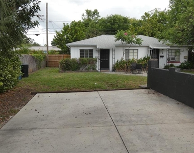2567 15th Avenue N - Photo Thumbnail 10