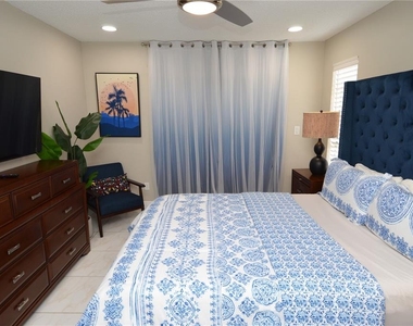 8752 Mallard Reserve Drive - Photo Thumbnail 38