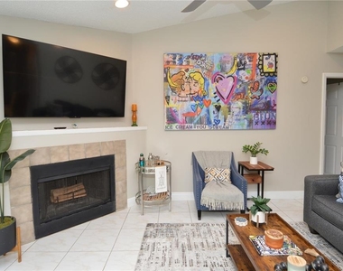 8752 Mallard Reserve Drive - Photo Thumbnail 24