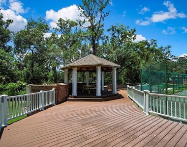 8752 Mallard Reserve Drive - Photo Thumbnail 82