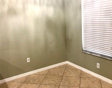 8541 Brushleaf Way - Photo Thumbnail 18