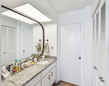 500 Treasure Island Causeway - Photo Thumbnail 45