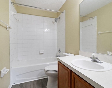 7127 Waterside Drive - Photo Thumbnail 36
