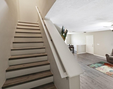 7127 Waterside Drive - Photo Thumbnail 24