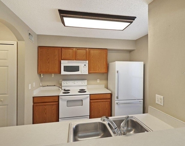 7127 Waterside Drive - Photo Thumbnail 23