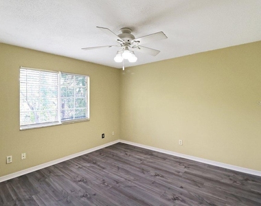 7127 Waterside Drive - Photo Thumbnail 40
