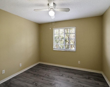 7127 Waterside Drive - Photo Thumbnail 30