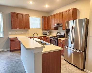 107 Slipper Key Road - Photo Thumbnail 3