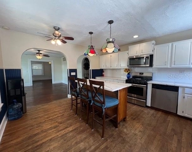 4748 7th Avenue N - Photo Thumbnail 9