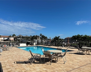 2775 Kipps Colony Drive S - Photo Thumbnail 22