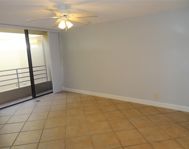 2775 Kipps Colony Drive S - Photo Thumbnail 12