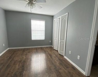 12013 Greengate Drive - Photo Thumbnail 20