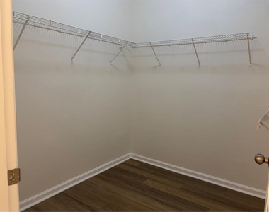 4207 S Dale Mabry Highway - Photo Thumbnail 11