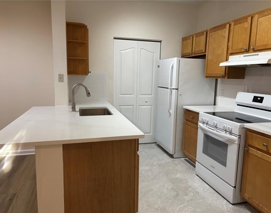 4207 S Dale Mabry Highway - Photo Thumbnail 4