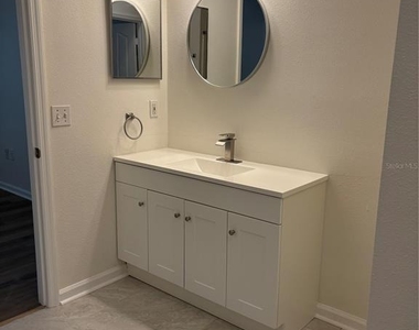 4207 S Dale Mabry Highway - Photo Thumbnail 12