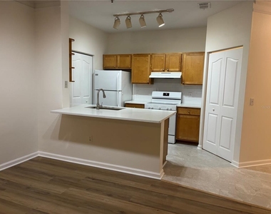 4207 S Dale Mabry Highway - Photo Thumbnail 3