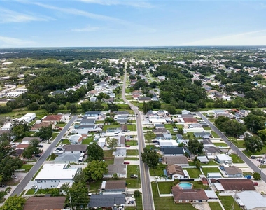 7508 N Thatcher Avenue - Photo Thumbnail 33