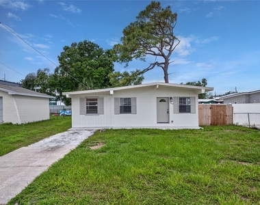 7508 N Thatcher Avenue - Photo Thumbnail 26