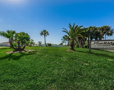 2575 Pine Ridge Way S - Photo Thumbnail 15