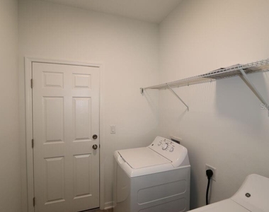 2952 Marine Grass Drive - Photo Thumbnail 13