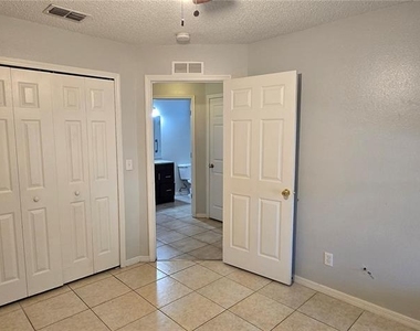 3412 Palm Beach Drive - Photo Thumbnail 15