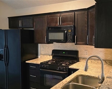 3412 Palm Beach Drive - Photo Thumbnail 3