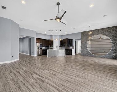 781 Windlass Court - Photo Thumbnail 8