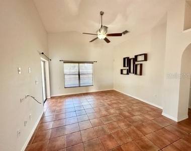 4627 Eaglet Lane - Photo Thumbnail 4