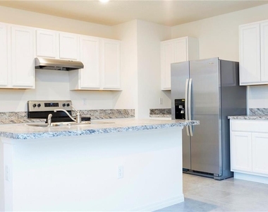 1779 Post Oak Drive - Photo Thumbnail 10