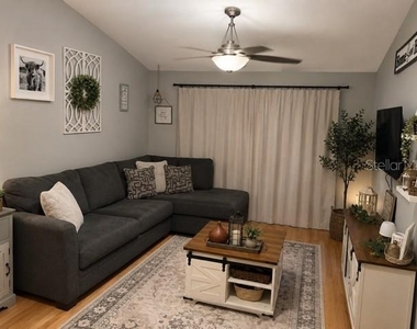 64 Silver Park Circle - Photo Thumbnail 2