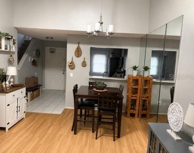 64 Silver Park Circle - Photo Thumbnail 3