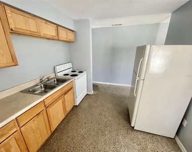4615 Edgewater Drive - Photo Thumbnail 1