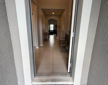1165 Hilltop Place - Photo Thumbnail 19
