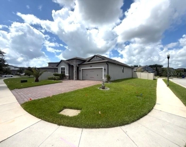 1165 Hilltop Place - Photo Thumbnail 2