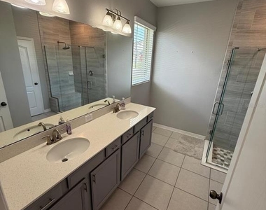 1165 Hilltop Place - Photo Thumbnail 27