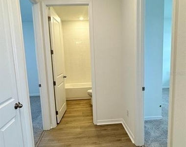 5746 Cattle Ranch Dr - Photo Thumbnail 3