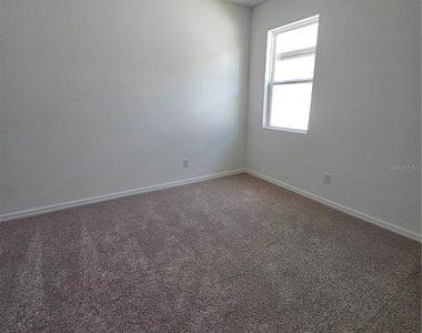 5746 Cattle Ranch Dr - Photo Thumbnail 18