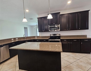 2628 Atherton Drive - Photo Thumbnail 3