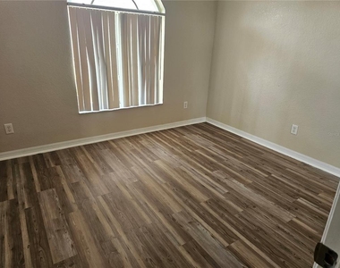 3201 Lake Marion Resort Circle - Photo Thumbnail 12
