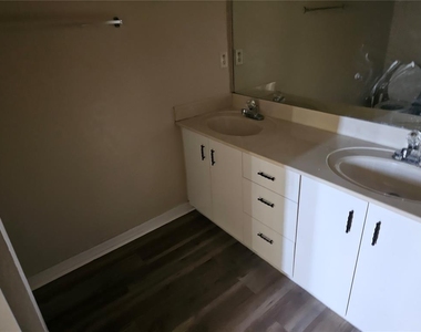 3201 Lake Marion Resort Circle - Photo Thumbnail 7