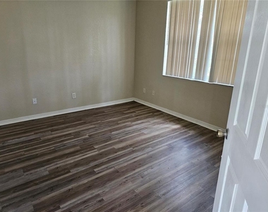 3201 Lake Marion Resort Circle - Photo Thumbnail 10