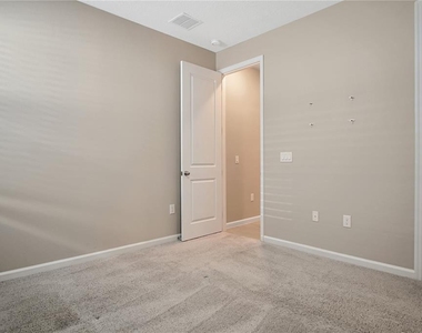 3324 Chicory Court - Photo Thumbnail 21
