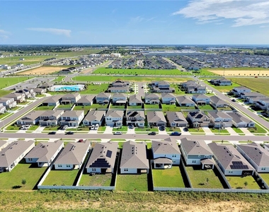 3324 Chicory Court - Photo Thumbnail 2