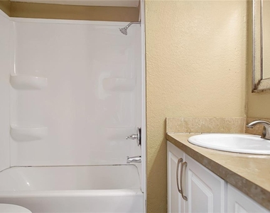 26 Forest Drive - Photo Thumbnail 17