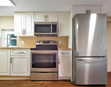 26 Forest Drive - Photo Thumbnail 4