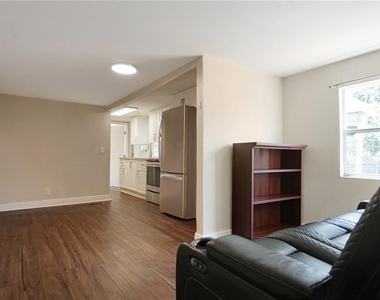 26 Forest Drive - Photo Thumbnail 9