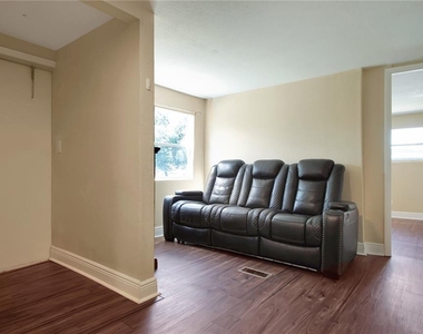 26 Forest Drive - Photo Thumbnail 8