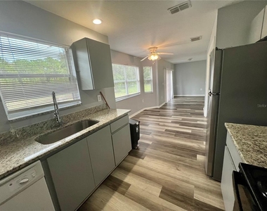 45 Pine Circle - Photo Thumbnail 4