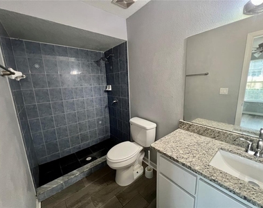 45 Pine Circle - Photo Thumbnail 6