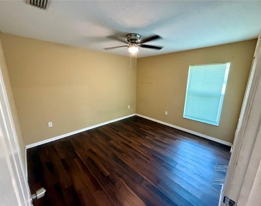 766 Nw 59th Avenue - Photo Thumbnail 10